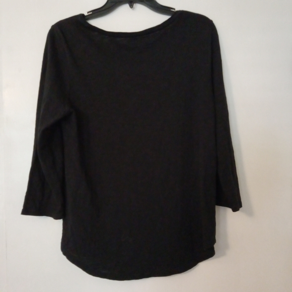 Chico's The Ultimate Tee Black Lightweight Medium Chico's Size 1 V neck EUC - Picture 2 of 2